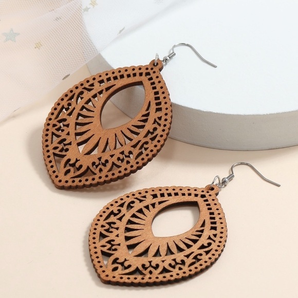 NEW Natural Wooden Boho Drop Earrings - Picture 2 of 3
